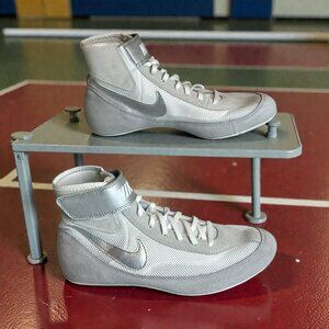 Nike Speedsweep 7 White Metallic Silver Wrestling Shoes Men's Size 9 366683-100